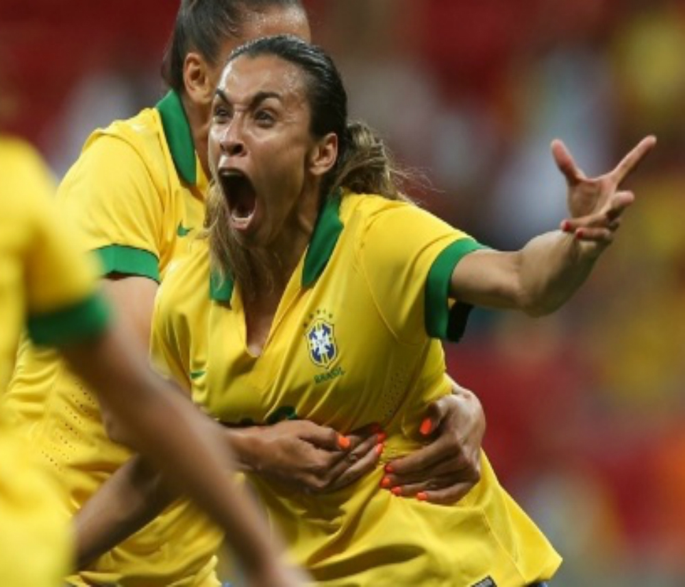 Depois de conquistar os Jogos Pan-Americanos do Rio de Janeiro com a Seleção Feminina, Marta se tornou um ícone nacional (Google Imagens)
