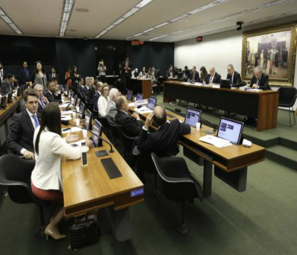 A Comissão Especial da Reforma Política retoma os debates (Fabio Rodrigues Pozzebom/Arquivo Agência Brasil)