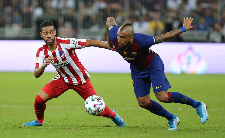 Atlético de Madrid e Barcelona em ação pela Supercopa da Espanha. Foto: Divulgação/ Atlético de Madrid.