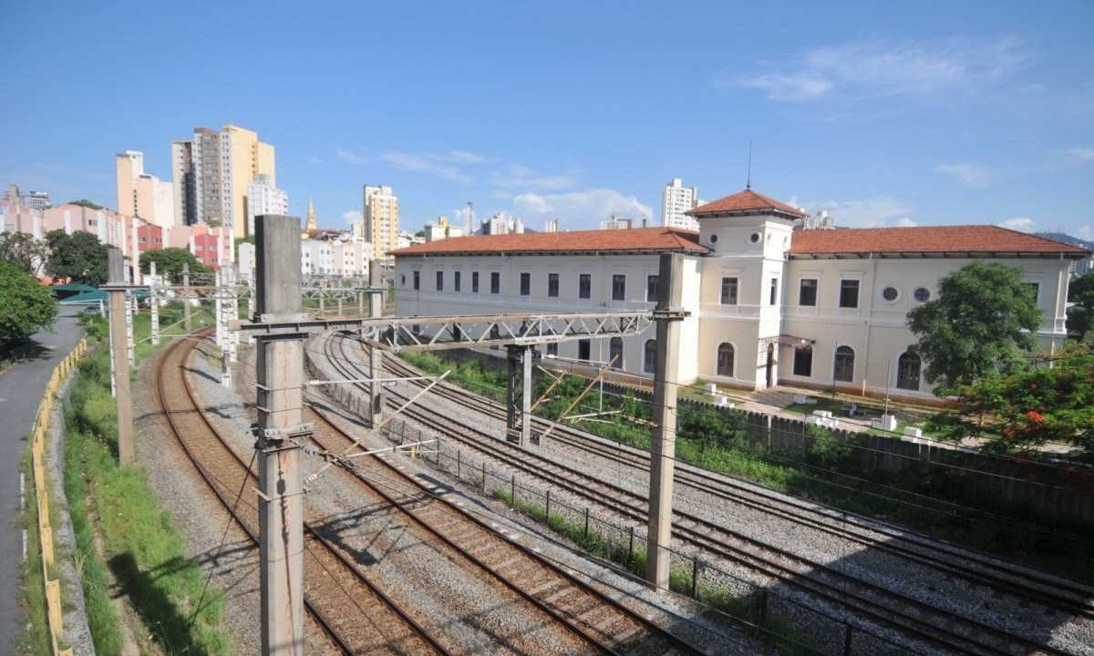 Obras na linha 1 do Metrô BH começaram no dia quatro de novembro de 2023.
crédito: Credito Alexandre GuzansheEMD.A